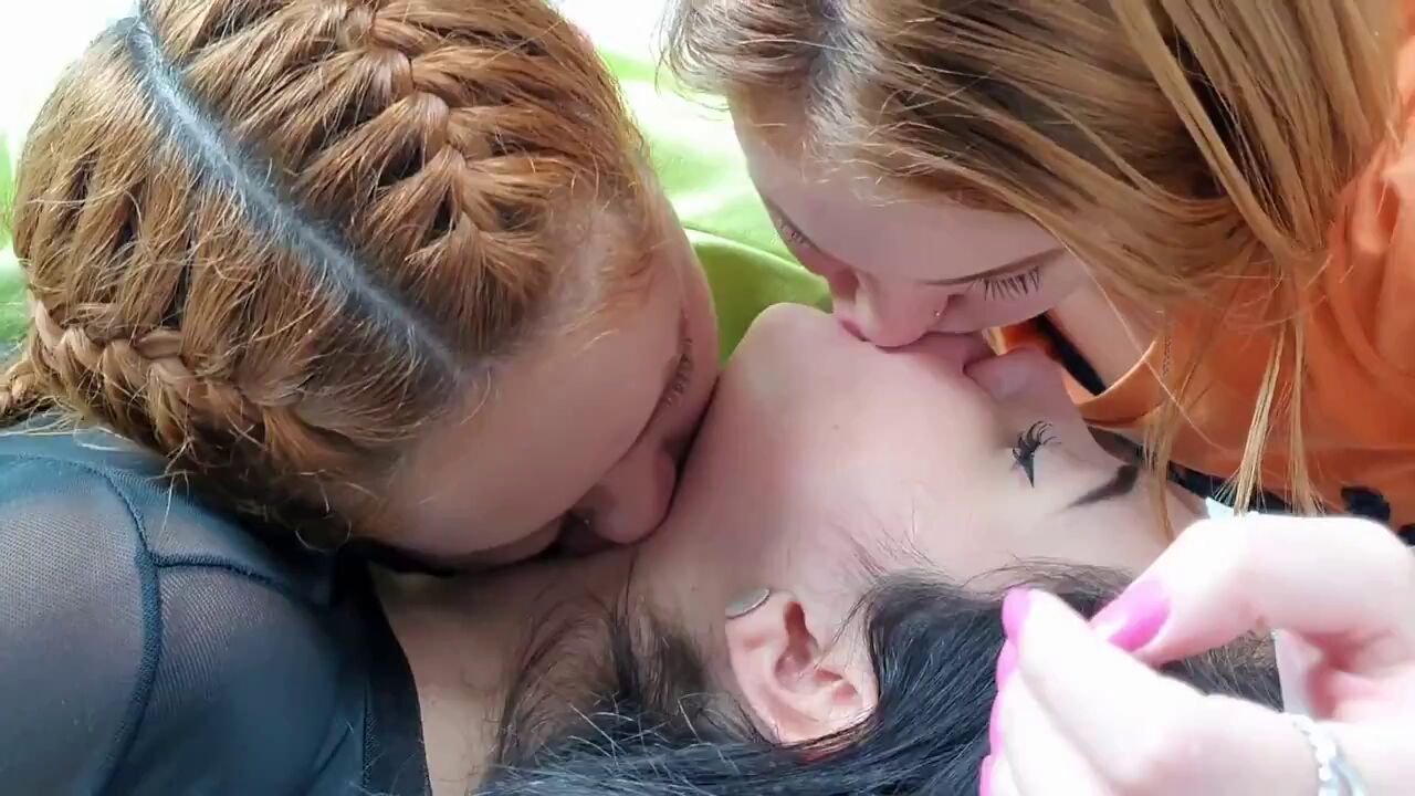 Hot Lesbian Kissing Action